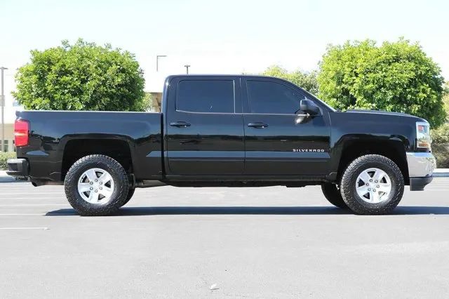 2018 CHEVROLET SILVERADO 1500 CREW CAB LT PICKUP 4D 5 3/4 FT
