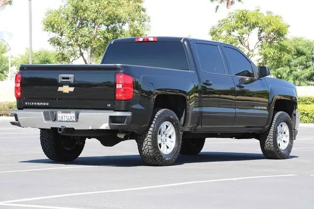 2018 CHEVROLET SILVERADO 1500 CREW CAB LT PICKUP 4D 5 3/4 FT