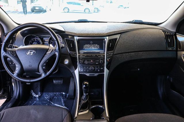 2014 HYUNDAI SONATA SE SEDAN 4D