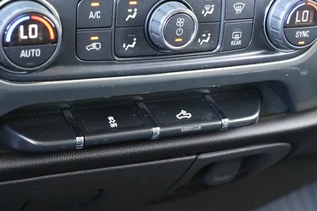 2018 CHEVROLET SILVERADO 1500 CREW CAB LT PICKUP 4D 5 3/4 FT