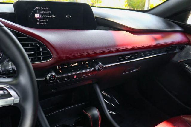 2019 MAZDA MAZDA3 PREMIUM HATCHBACK 4D