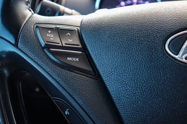 2014 HYUNDAI SONATA SE SEDAN 4D