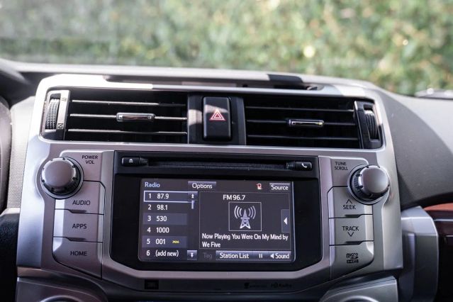 2016 TOYOTA 4RUNNER LIMITED SPORT UTILITY 4D