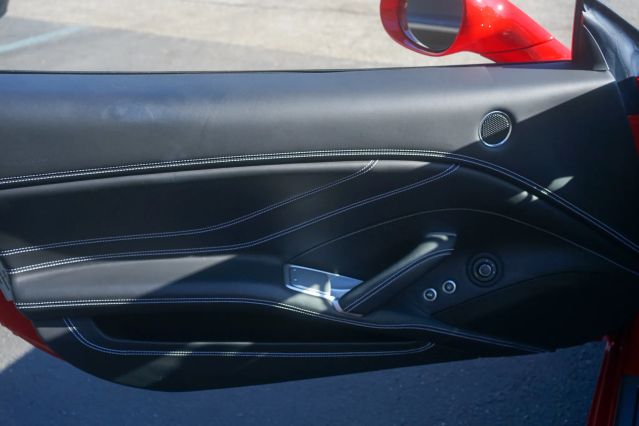 2016 FERRARI CALIFORNIA T CONVERTIBLE 2D