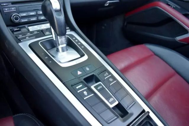 2018 PORSCHE 718 BOXSTER ROADSTER 2D