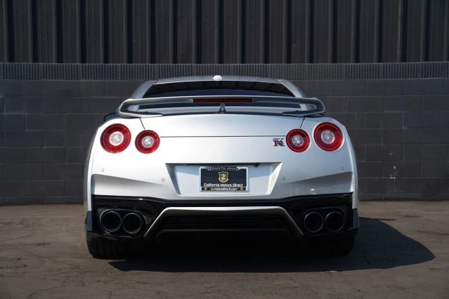 2020 NISSAN GT-R PREMIUM COUPE 2D