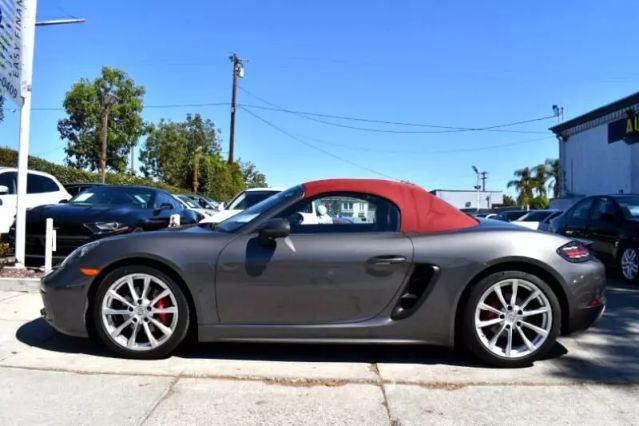 2018 PORSCHE 718 BOXSTER ROADSTER 2D