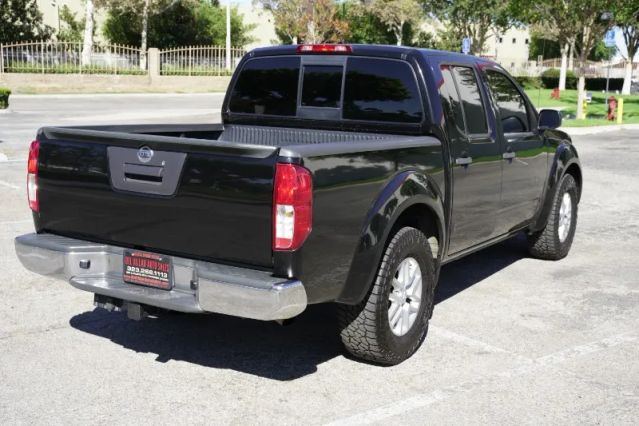 2015 NISSAN FRONTIER CREW CAB SV PICKUP 4D 5 FT