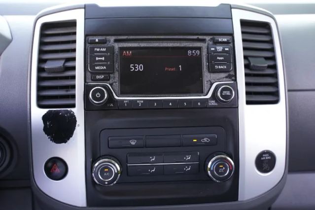 2015 NISSAN FRONTIER CREW CAB SV PICKUP 4D 5 FT