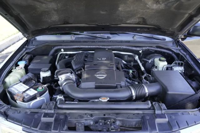 2015 NISSAN FRONTIER CREW CAB SV PICKUP 4D 5 FT