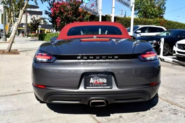 2018 PORSCHE 718 BOXSTER ROADSTER 2D