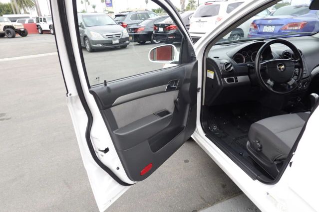 2009 CHEVROLET AVEO AVEO5 LT HATCHBACK SEDAN 4D