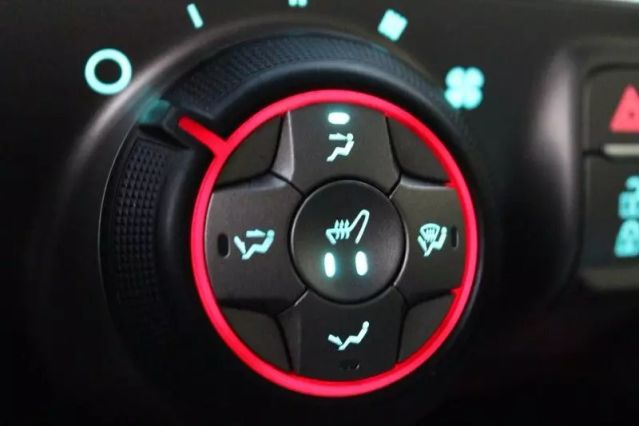 2011 CHEVROLET CAMARO LT CONVERTIBLE 2D