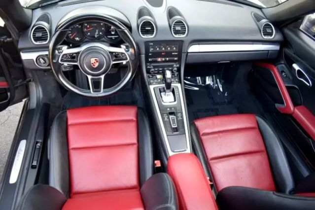 2018 PORSCHE 718 BOXSTER ROADSTER 2D