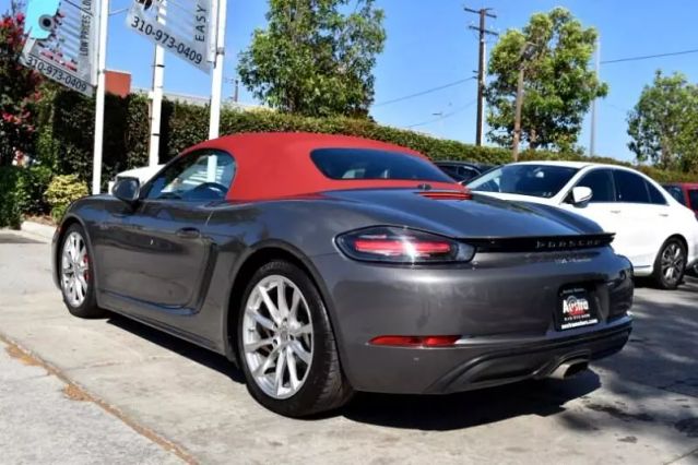 2018 PORSCHE 718 BOXSTER ROADSTER 2D