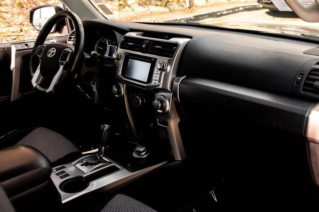 2016 TOYOTA 4RUNNER LIMITED SPORT UTILITY 4D