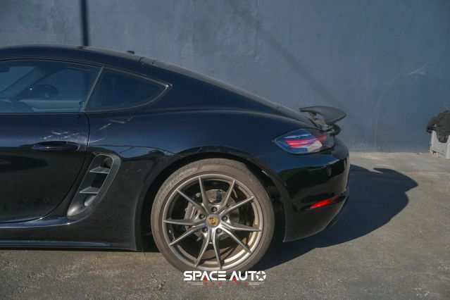 2017 PORSCHE 718 CAYMAN COUPE 2D