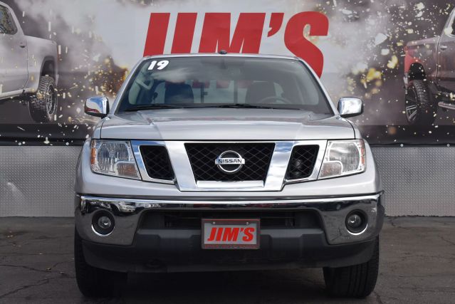 2019 NISSAN FRONTIER CREW CAB SL PICKUP 4D 5 FT