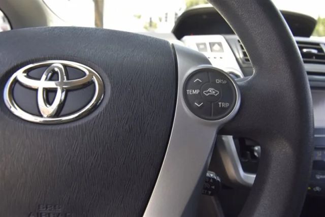 2013 TOYOTA PRIUS V FIVE WAGON 4D