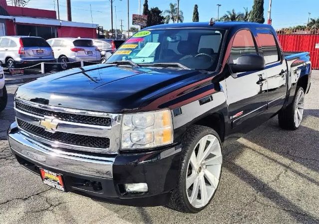 2008 CHEVROLET SILVERADO 1500 CREW CAB LT PICKUP 4D 5 3/4 FT