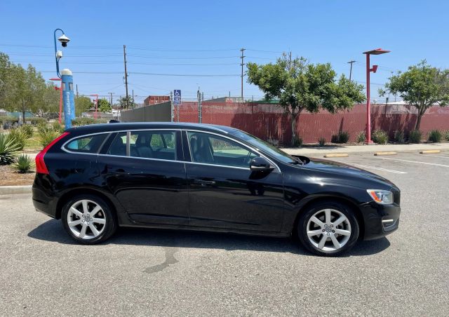 2016 VOLVO V60 T5 DRIVE-E PREMIER WAGON 4D