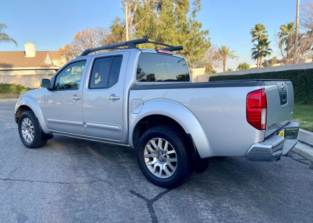 2010 NISSAN FRONTIER CREW CAB LE PICKUP 4D 5 FT
