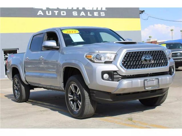 2018 TOYOTA TACOMA DOUBLE CAB TRD SPORT PICKUP 4D 5 FT