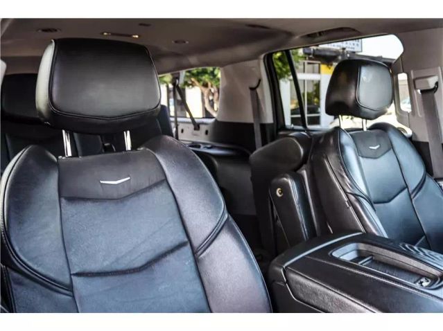 2017 CADILLAC ESCALADE ESV LUXURY SPORT UTILITY 4D