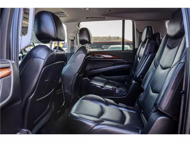 2017 CADILLAC ESCALADE ESV LUXURY SPORT UTILITY 4D