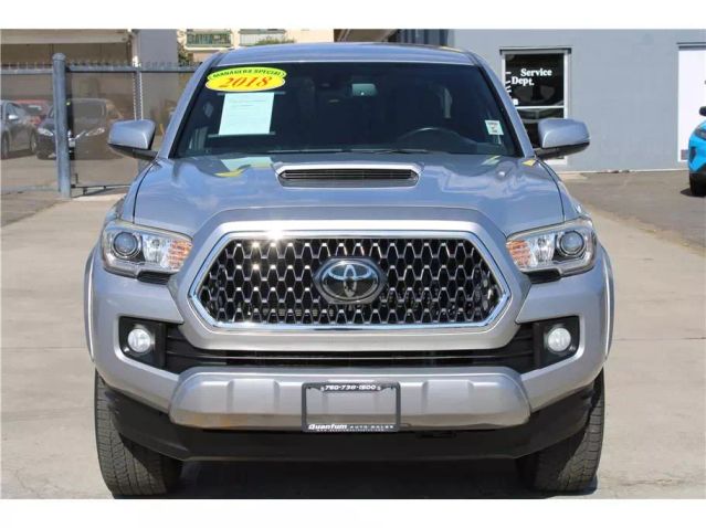 2018 TOYOTA TACOMA DOUBLE CAB TRD SPORT PICKUP 4D 5 FT