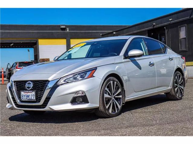 2021 NISSAN ALTIMA 2.5 PLATINUM SEDAN 4D