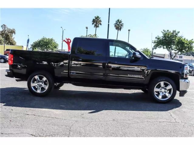 2018 CHEVROLET SILVERADO 1500 CREW CAB LT PICKUP 4D 5 3/4 FT