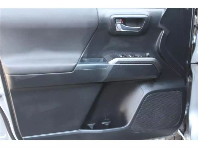 2018 TOYOTA TACOMA DOUBLE CAB TRD SPORT PICKUP 4D 5 FT
