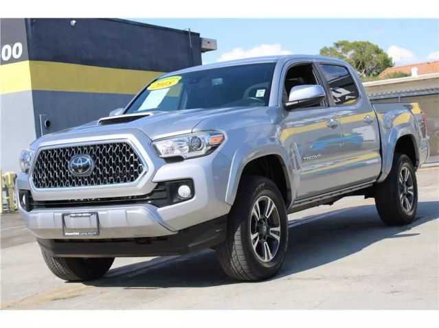 2018 TOYOTA TACOMA DOUBLE CAB TRD SPORT PICKUP 4D 5 FT