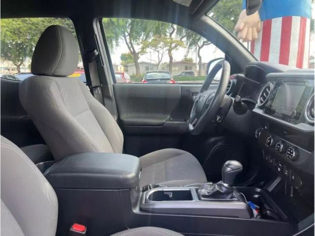 2018 TOYOTA TACOMA DOUBLE CAB TRD SPORT PICKUP 4D 5 FT