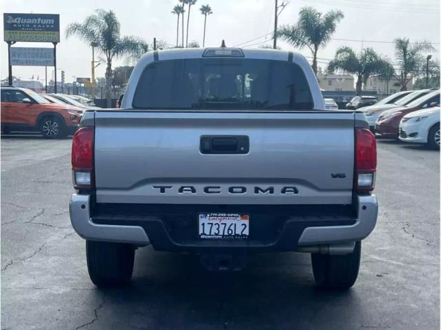 2018 TOYOTA TACOMA DOUBLE CAB TRD SPORT PICKUP 4D 5 FT