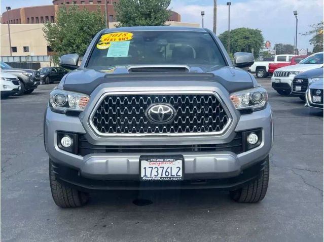 2018 TOYOTA TACOMA DOUBLE CAB TRD SPORT PICKUP 4D 5 FT