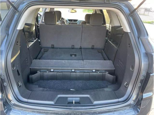 2015 CHEVROLET TRAVERSE LT SPORT UTILITY 4D