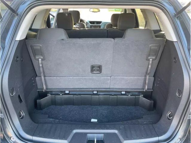 2015 CHEVROLET TRAVERSE LT SPORT UTILITY 4D