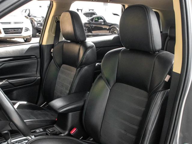 2019 MITSUBISHI OUTLANDER SE SPORT UTILITY 4D