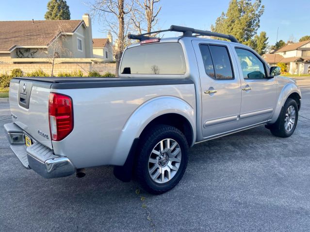 2010 NISSAN FRONTIER CREW CAB LE PICKUP 4D 5 FT