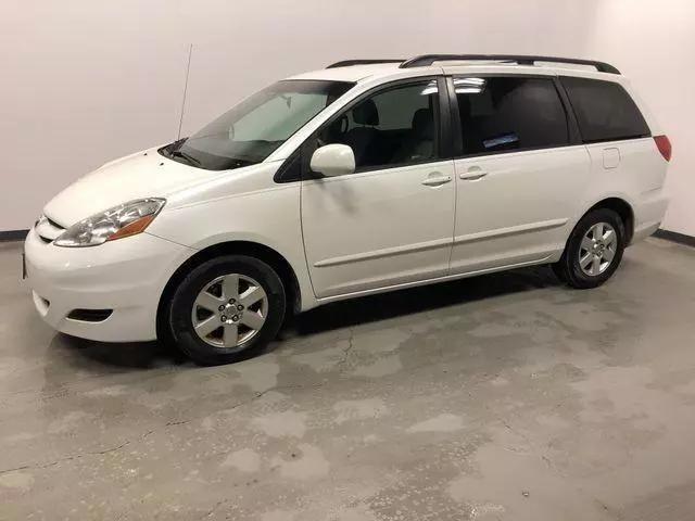 USED TOYOTA SIENNA 2010 for sale in Yutan, NE | Leeder Automotive