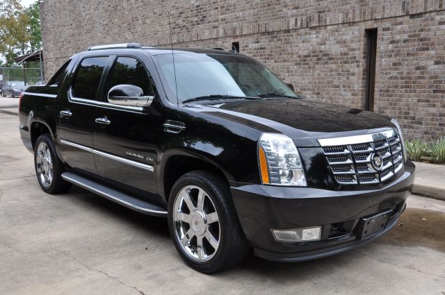 2012 CADILLAC ESCALADE EXT