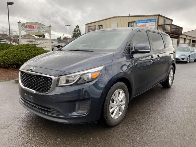 USED KIA SEDONA 2016 for sale in Dallas, OR | Synergize Auto LLC