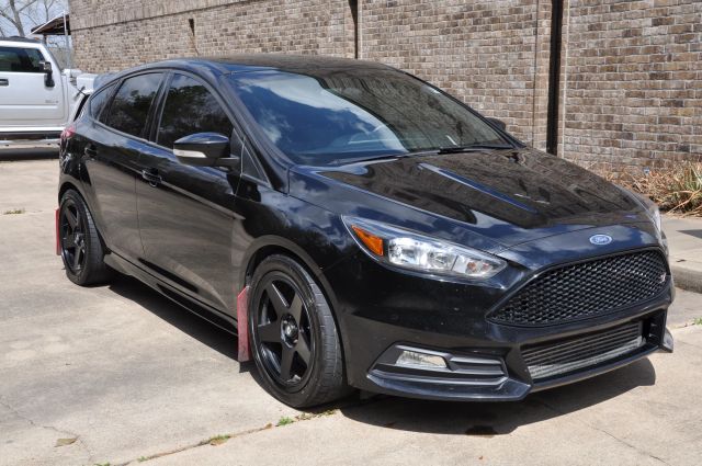 2018 FORD FOCUS