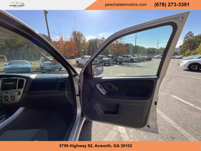 2005 MAZDA TRIBUTE SUV SILVER AUTOMATIC - Peach State Motors