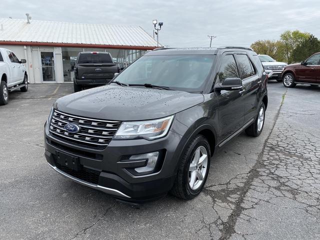 16 Ford Explorer Xlt Sport Utility 4d Westlake Financial