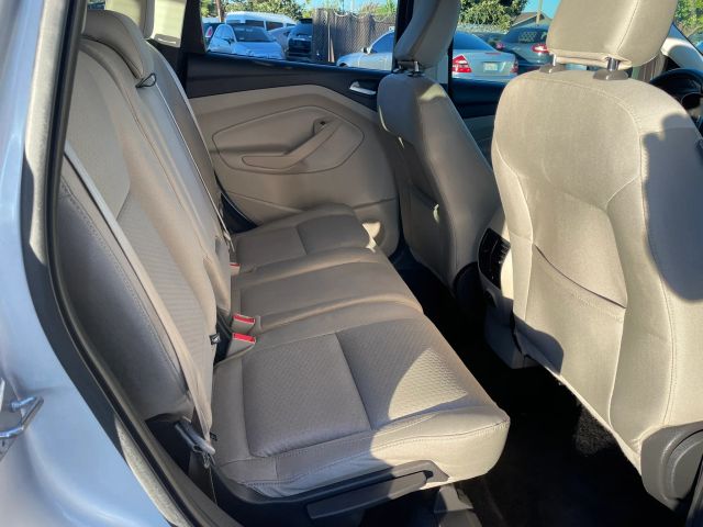 2018 FORD ESCAPE SE SPORT UTILITY 4D