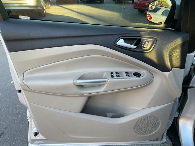 2018 FORD ESCAPE SE SPORT UTILITY 4D