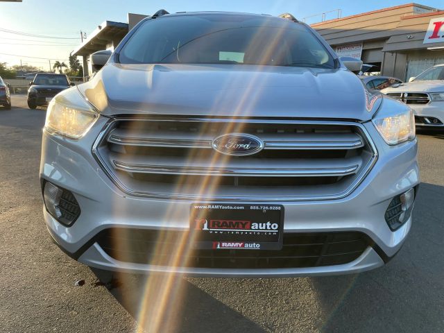 2018 FORD ESCAPE SE SPORT UTILITY 4D